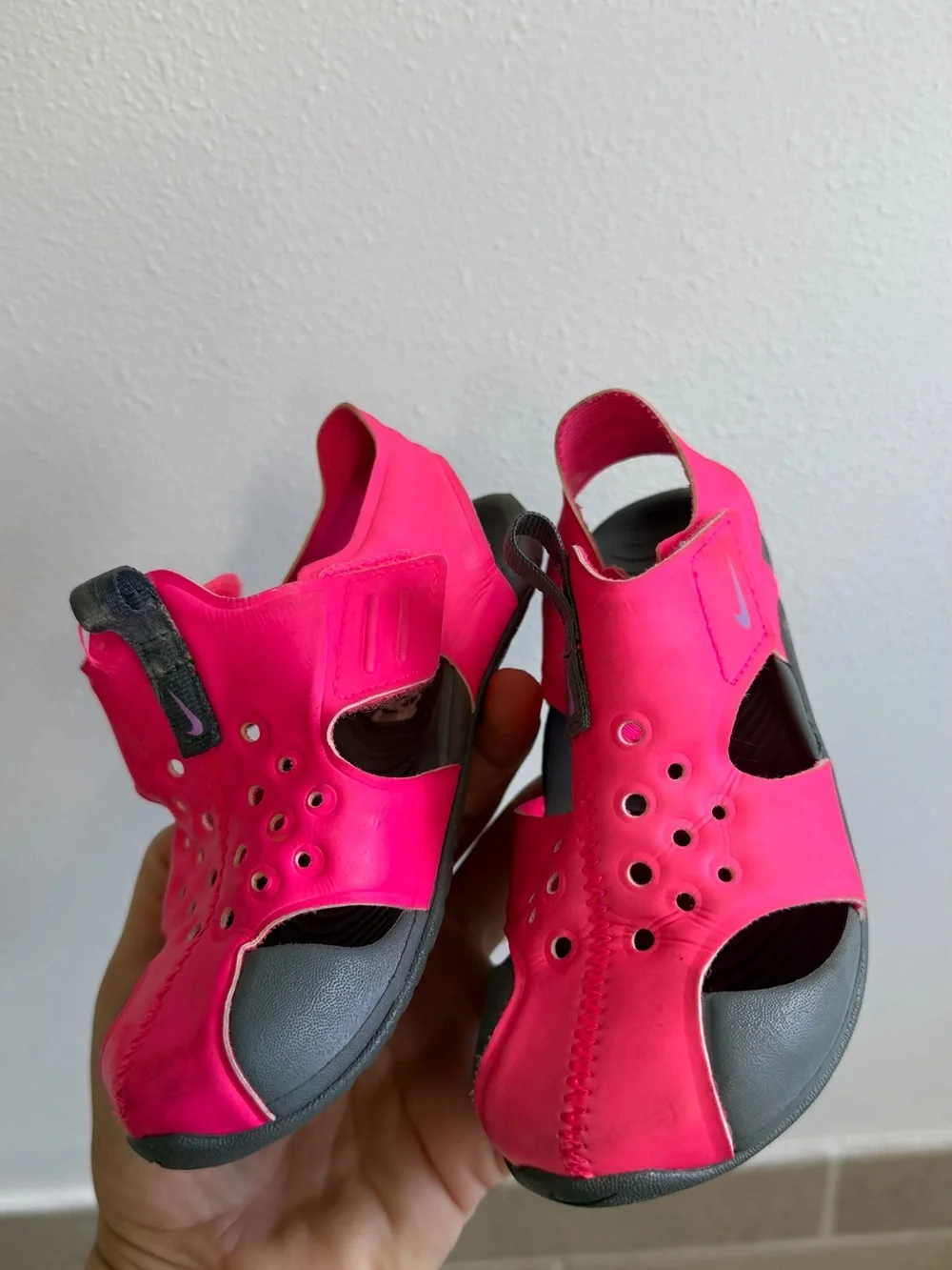 Nike Hot Pink and Gray  Youth Sport Sandals